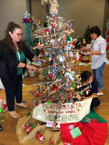 2018 xmas tree being assembled